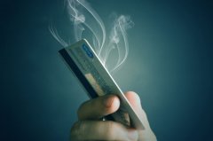 信用卡有预审批额度必须能下卡？